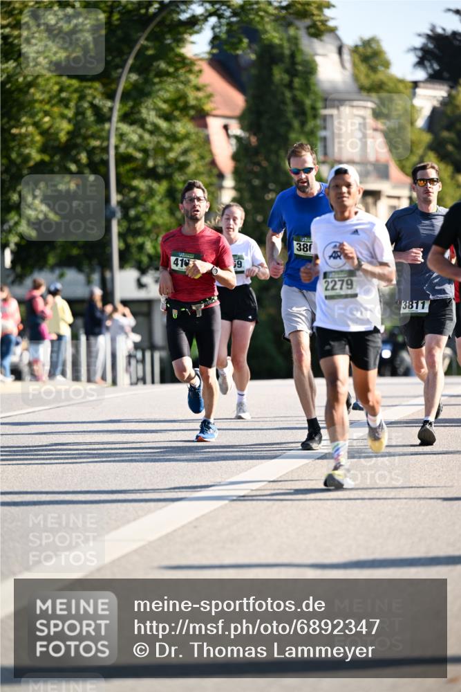 01.09.2024 - BARMER Alsterlauf Dr. Thomas Lammeyer http://msf.ph/oto/6892347 01.09.2024 09:24:33 Laufen 415, 59, 38, 2279, 3811 meine-sportfotos.de