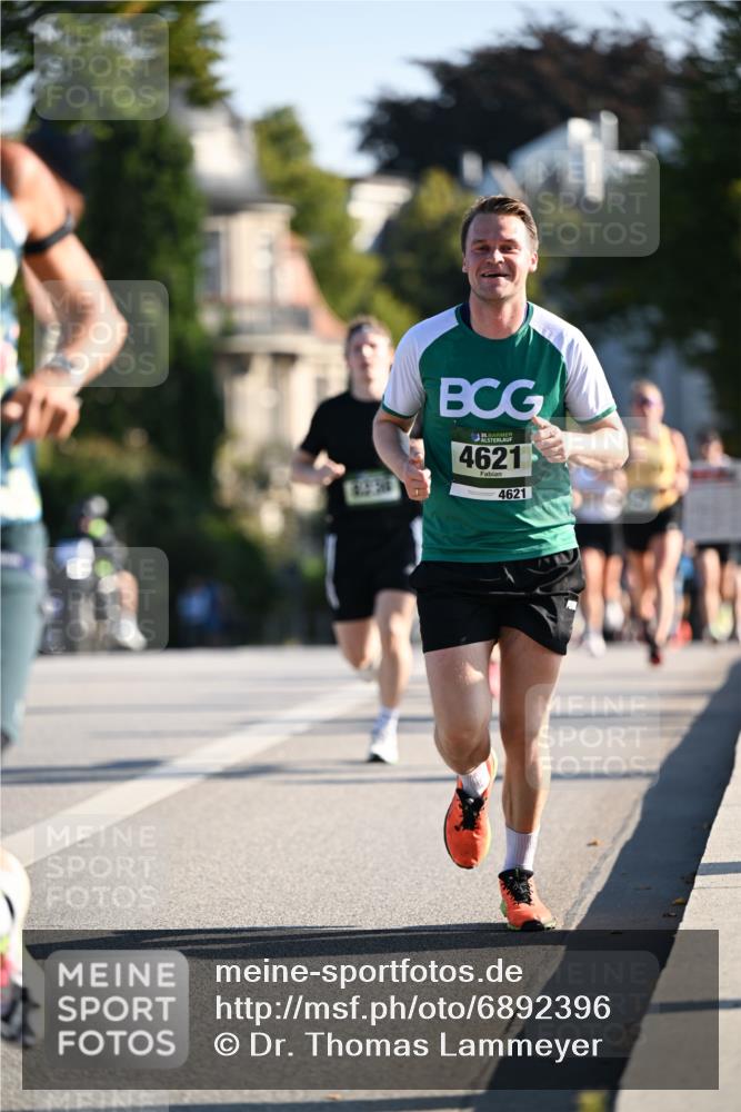 01.09.2024 - BARMER Alsterlauf Dr. Thomas Lammeyer http://msf.ph/oto/6892396 01.09.2024 09:24:40 Laufen 4621, 4621 meine-sportfotos.de