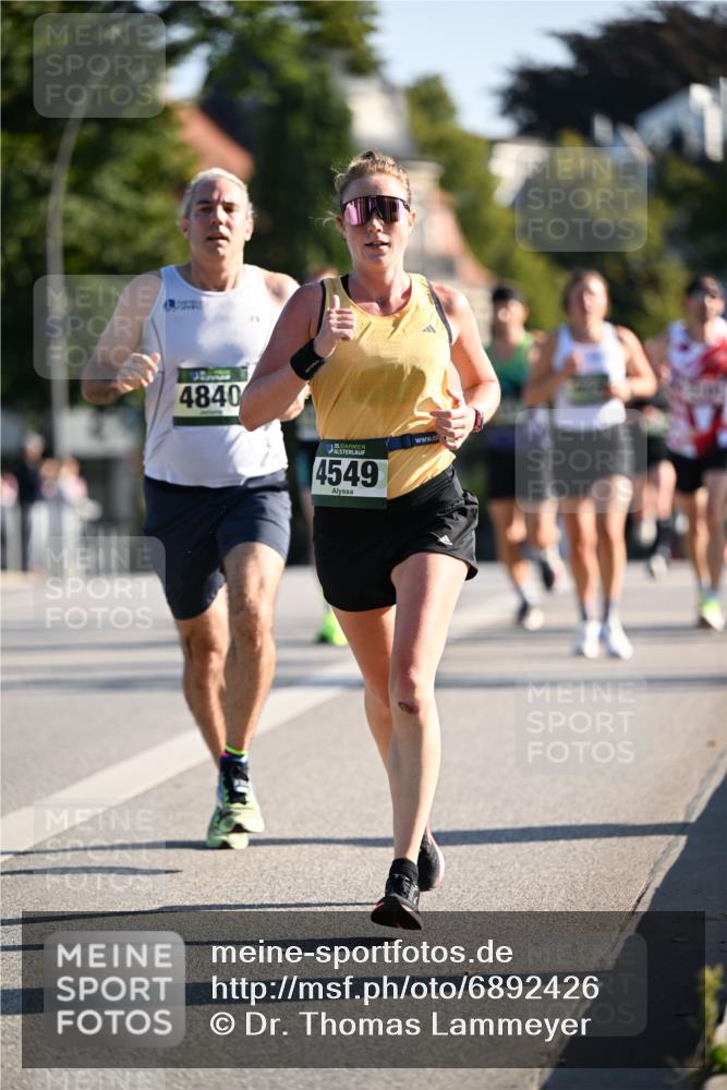 01.09.2024 - BARMER Alsterlauf Dr. Thomas Lammeyer http://msf.ph/oto/6892426 01.09.2024 09:24:46 Laufen 4840, 135, 4549 meine-sportfotos.de