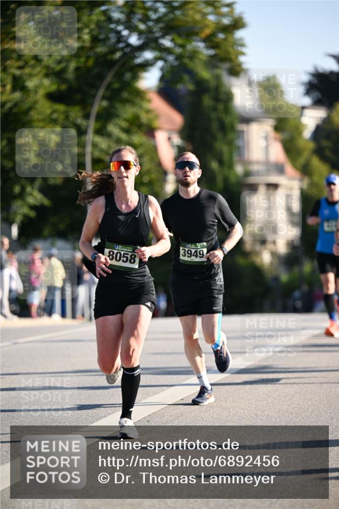 01.09.2024 - BARMER Alsterlauf Dr. Thomas Lammeyer http://msf.ph/oto/6892456 01.09.2024 09:24:51 Laufen 8058, 3949 meine-sportfotos.de