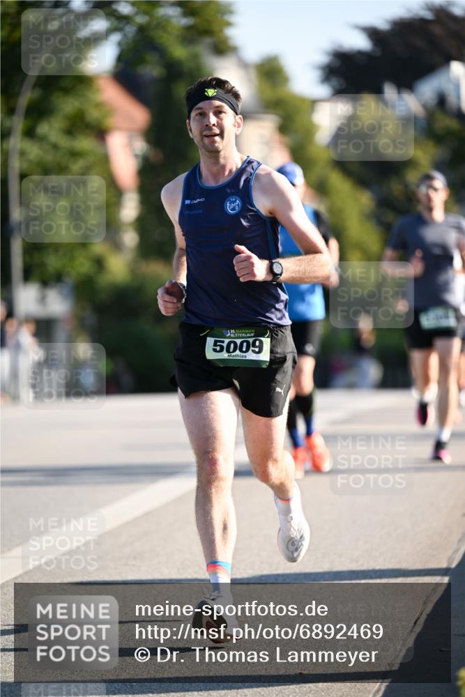 01.09.2024 - BARMER Alsterlauf Dr. Thomas Lammeyer http://msf.ph/oto/6892469 01.09.2024 09:24:53 Laufen 35, 5009 meine-sportfotos.de