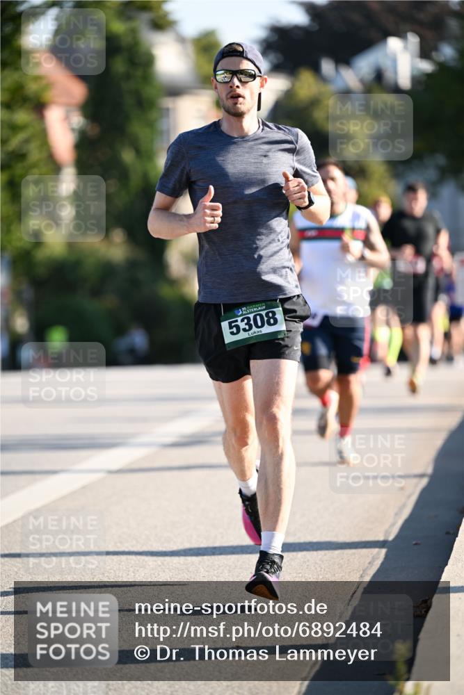 01.09.2024 - BARMER Alsterlauf Dr. Thomas Lammeyer http://msf.ph/oto/6892484 01.09.2024 09:24:56 Laufen 35, 5308 meine-sportfotos.de