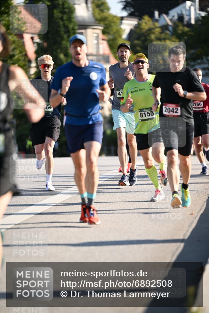 01.09.2024 - BARMER Alsterlauf Dr. Thomas Lammeyer http://msf.ph/oto/6892508 01.09.2024 09:24:59 Laufen 664, 41, 8155, 2042, 3756, 37563 meine-sportfotos.de