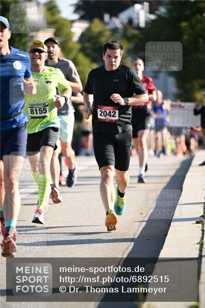 01.09.2024 - BARMER Alsterlauf Dr. Thomas Lammeyer http://msf.ph/oto/6892515 01.09.2024 09:25:00 Laufen 8155, 135, 2042 meine-sportfotos.de
