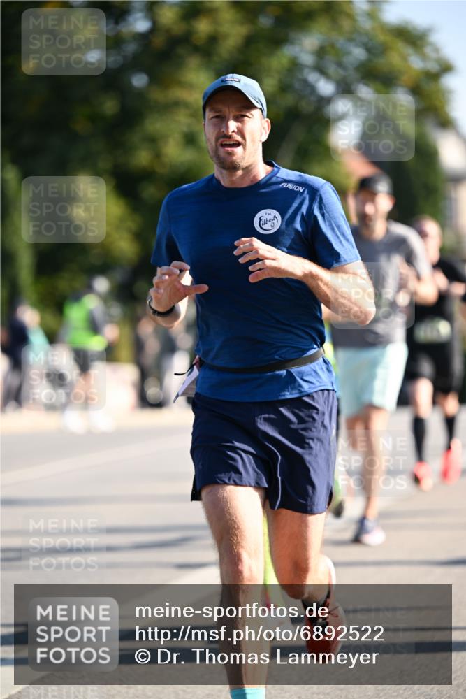 01.09.2024 - BARMER Alsterlauf Dr. Thomas Lammeyer http://msf.ph/oto/6892522 01.09.2024 09:25:01 Laufen  meine-sportfotos.de