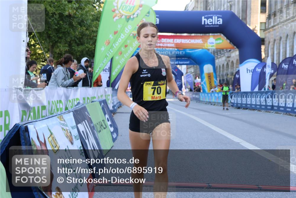 01.09.2024 - BARMER Alsterlauf Strokosch-Dieckow http://msf.ph/oto/6895919 01.09.2024 11:19:35 Ziel 64, 66, 70 meine-sportfotos.de