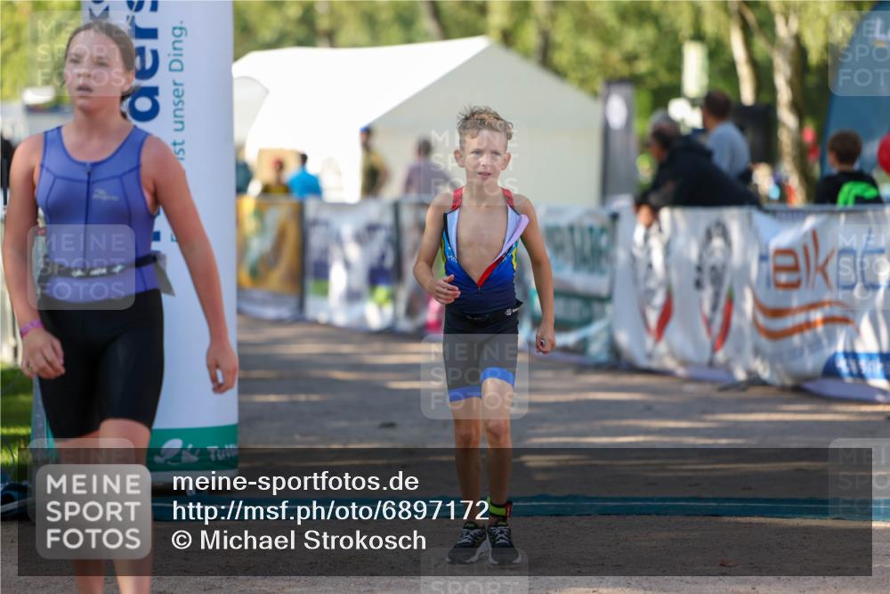 01.09.2024 - 17. Tribühne Triathlon Michael Strokosch http://msf.ph/oto/6897172 01.09.2024 09:50:58 Ziel 81, 87 meine-sportfotos.de