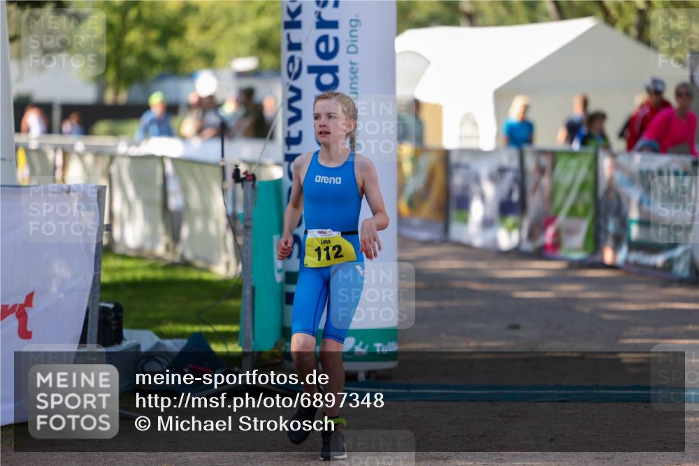01.09.2024 - 17. Tribühne Triathlon Michael Strokosch http://msf.ph/oto/6897348 01.09.2024 09:51:45 Ziel 96, 112, 125 meine-sportfotos.de