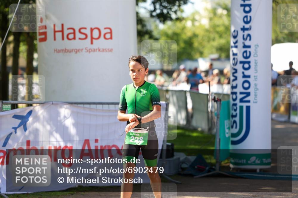 01.09.2024 - 17. Tribühne Triathlon Michael Strokosch http://msf.ph/oto/6902479 01.09.2024 11:01:31 Ziel 161, 228 meine-sportfotos.de