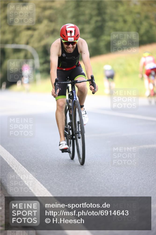 01.09.2024 - 17. Tribühne Triathlon H.Heesch http://msf.ph/oto/6914643 01.09.2024 15:48:23 Radfahren 912, 1146, 1172, 1197, 1276 meine-sportfotos.de