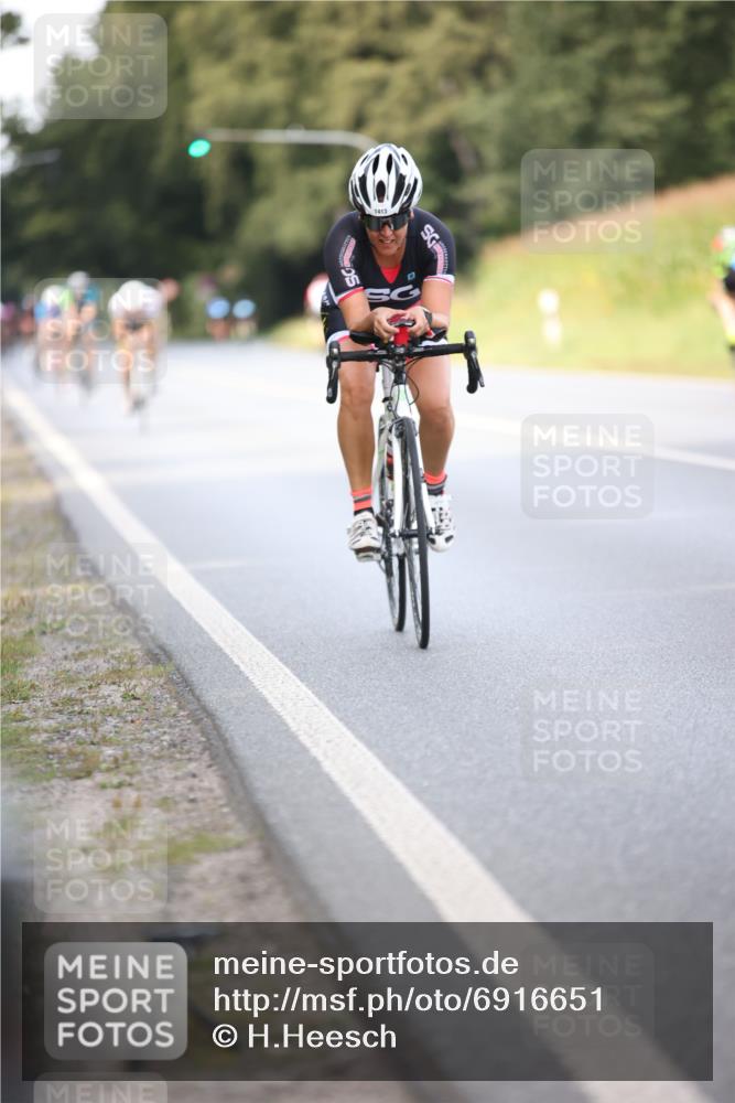 01.09.2024 - 17. Tribühne Triathlon H.Heesch http://msf.ph/oto/6916651 01.09.2024 15:50:01 Radfahren 814, 932, 1040, 1053, 1053, 1125, 1128, 1129, 1134, 1157, 1159, 1162, 1182 meine-sportfotos.de
