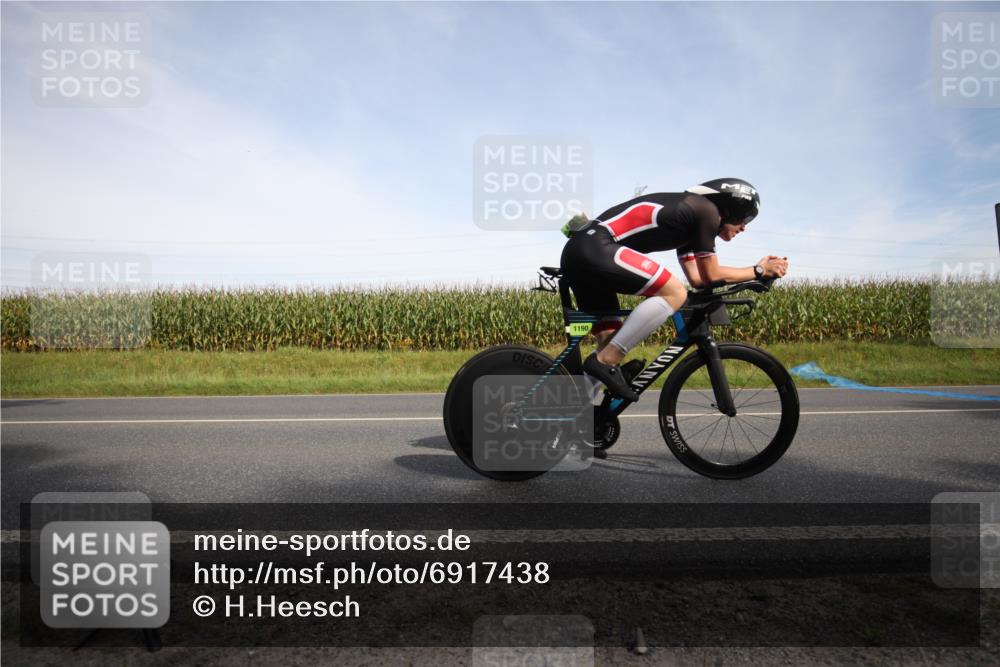 01.09.2024 - 17. Tribühne Triathlon H.Heesch http://msf.ph/oto/6917438 01.09.2024 15:43:45 Radfahren 1149, 1190, 1227, 1237 meine-sportfotos.de