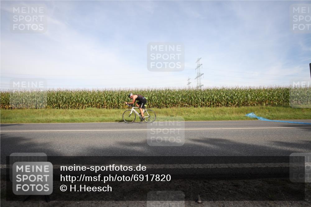 01.09.2024 - 17. Tribühne Triathlon H.Heesch http://msf.ph/oto/6917820 01.09.2024 15:45:48 Radfahren 1259, 1442 meine-sportfotos.de