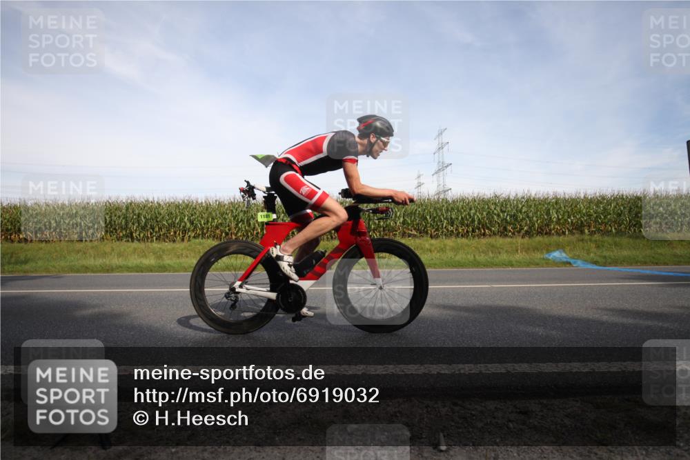 01.09.2024 - 17. Tribühne Triathlon H.Heesch http://msf.ph/oto/6919032 01.09.2024 15:48:35 Radfahren 912, 1146, 1181, 1266, 1276 meine-sportfotos.de