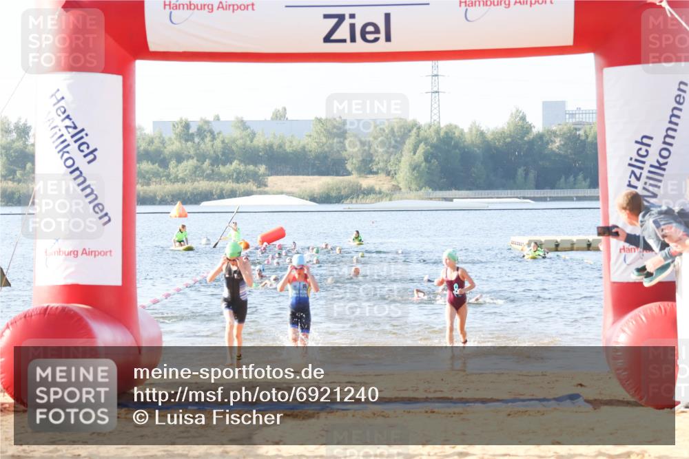 01.09.2024 - 17. Tribühne Triathlon Luisa Fischer http://msf.ph/oto/6921240 01.09.2024 09:02:27 Schwimmen 7, 11, 40 meine-sportfotos.de