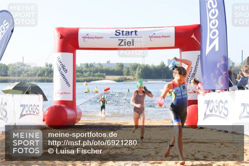 01.09.2024 - 17. Tribühne Triathlon Luisa Fischer http://msf.ph/oto/6921280 01.09.2024 09:02:33 Schwimmen 7, 11, 40, 43 meine-sportfotos.de