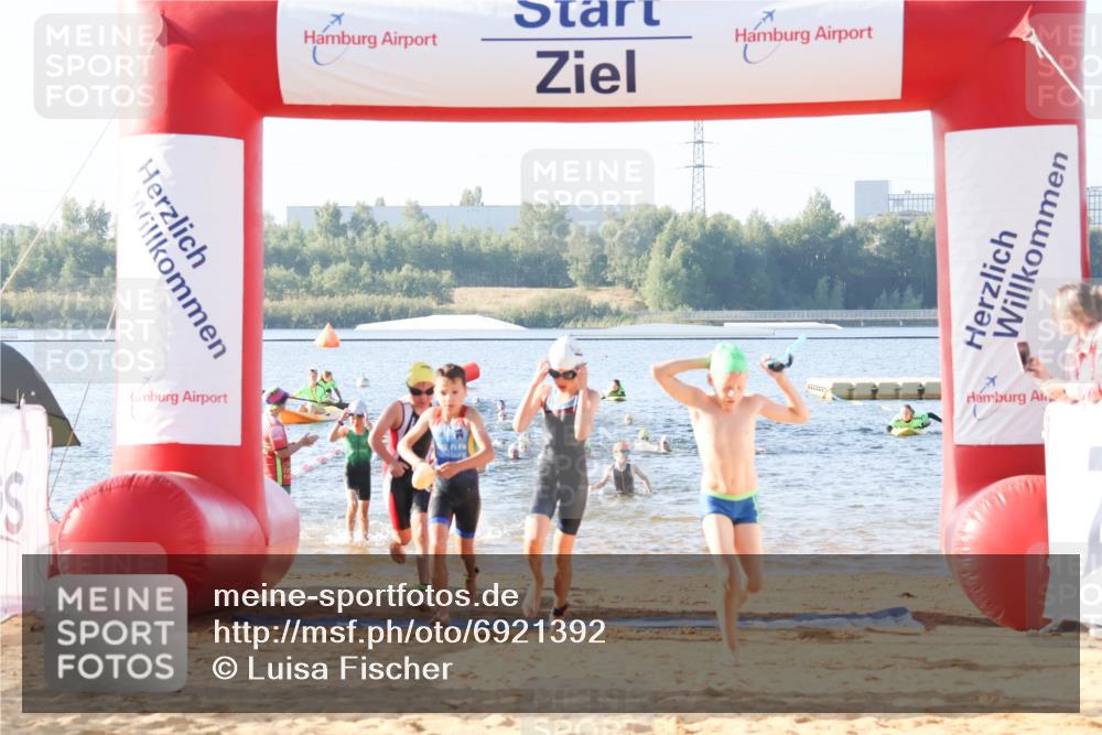 01.09.2024 - 17. Tribühne Triathlon Luisa Fischer http://msf.ph/oto/6921392 01.09.2024 09:02:55 Schwimmen 1, 2, 10, 14, 23, 25, 32, 34, 37, 55 meine-sportfotos.de