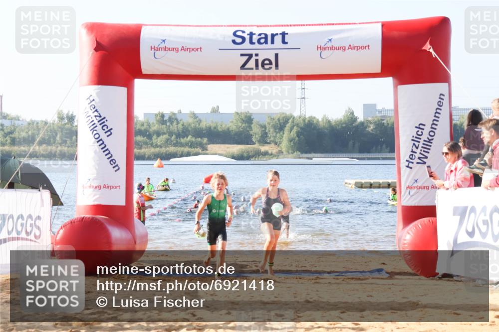 01.09.2024 - 17. Tribühne Triathlon Luisa Fischer http://msf.ph/oto/6921418 01.09.2024 09:03:00 Schwimmen 2, 10, 14, 23, 27, 32, 55 meine-sportfotos.de