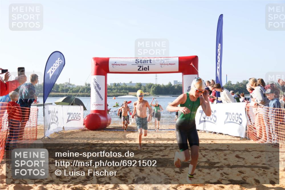 01.09.2024 - 17. Tribühne Triathlon Luisa Fischer http://msf.ph/oto/6921502 01.09.2024 09:03:19 Schwimmen 6, 13, 16, 18, 19, 20, 33, 38, 46, 50, 51, 1487 meine-sportfotos.de