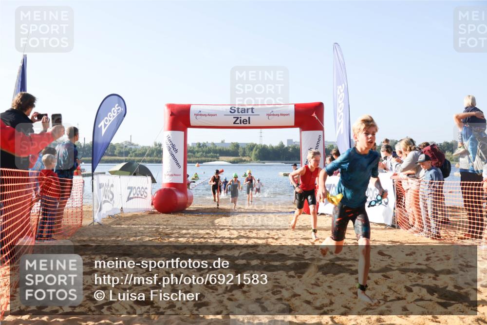 01.09.2024 - 17. Tribühne Triathlon Luisa Fischer http://msf.ph/oto/6921583 01.09.2024 09:03:32 Schwimmen 9, 12, 13, 16, 20, 22, 26, 44, 46, 47, 54 meine-sportfotos.de