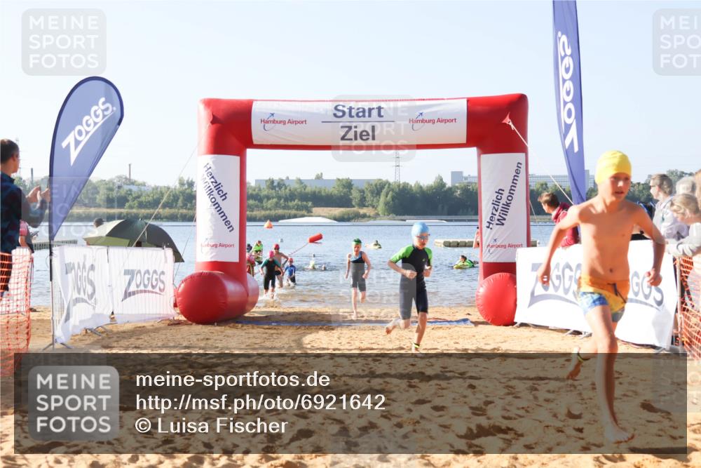01.09.2024 - 17. Tribühne Triathlon Luisa Fischer http://msf.ph/oto/6921642 01.09.2024 09:03:45 Schwimmen 5, 9, 12, 26, 28, 31, 36, 41, 56 meine-sportfotos.de