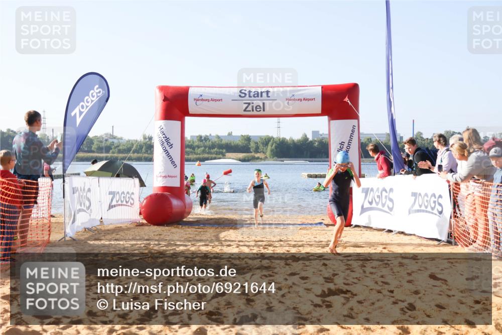 01.09.2024 - 17. Tribühne Triathlon Luisa Fischer http://msf.ph/oto/6921644 01.09.2024 09:03:46 Schwimmen 5, 9, 12, 26, 28, 31, 36, 41, 56 meine-sportfotos.de