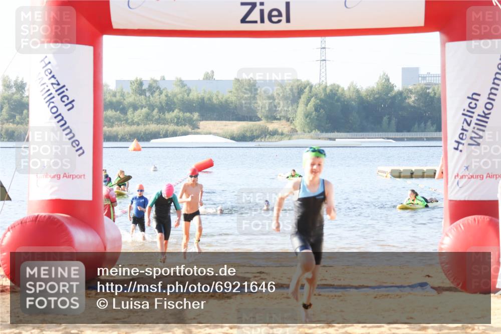 01.09.2024 - 17. Tribühne Triathlon Luisa Fischer http://msf.ph/oto/6921646 01.09.2024 09:03:47 Schwimmen 5, 9, 28, 31, 36, 41, 56 meine-sportfotos.de