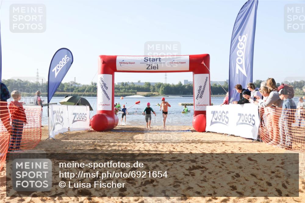 01.09.2024 - 17. Tribühne Triathlon Luisa Fischer http://msf.ph/oto/6921654 01.09.2024 09:03:49 Schwimmen 5, 28, 31, 36, 41, 56 meine-sportfotos.de