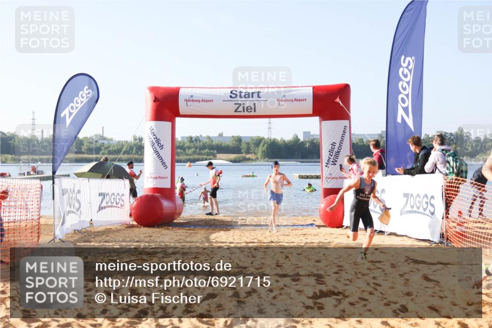 01.09.2024 - 17. Tribühne Triathlon Luisa Fischer http://msf.ph/oto/6921715 01.09.2024 09:04:09 Schwimmen 3, 24, 49, 76, 1488 meine-sportfotos.de