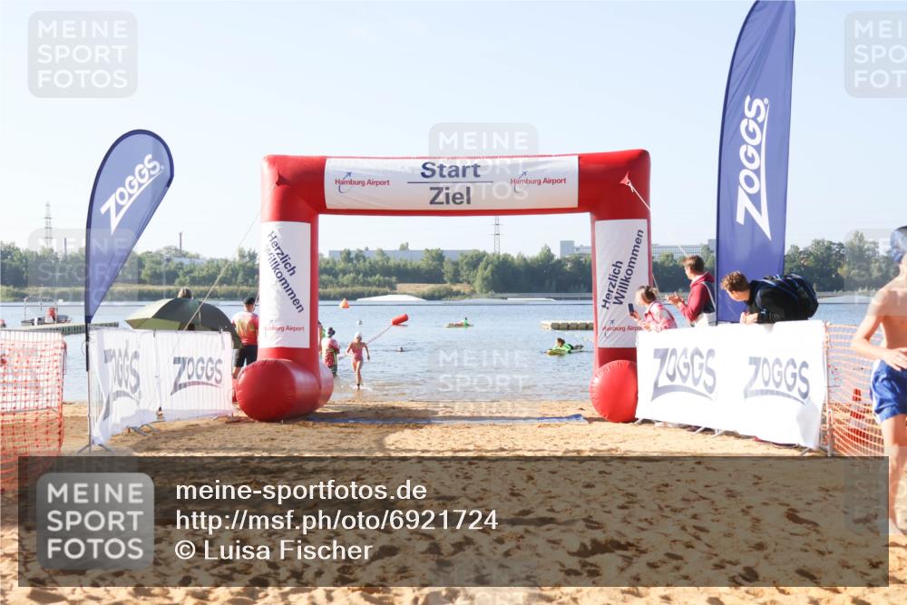 01.09.2024 - 17. Tribühne Triathlon Luisa Fischer http://msf.ph/oto/6921724 01.09.2024 09:04:11 Schwimmen 3, 24, 49, 76, 1488 meine-sportfotos.de