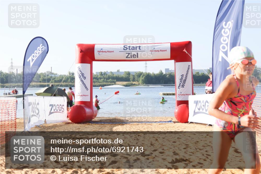 01.09.2024 - 17. Tribühne Triathlon Luisa Fischer http://msf.ph/oto/6921743 01.09.2024 09:04:18 Schwimmen 24, 1488 meine-sportfotos.de