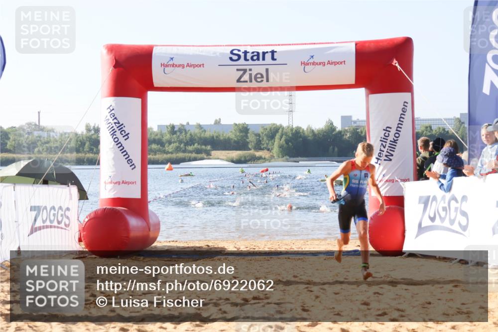 01.09.2024 - 17. Tribühne Triathlon Luisa Fischer http://msf.ph/oto/6922062 01.09.2024 09:29:14 Schwimmen 94, 111, 135 meine-sportfotos.de