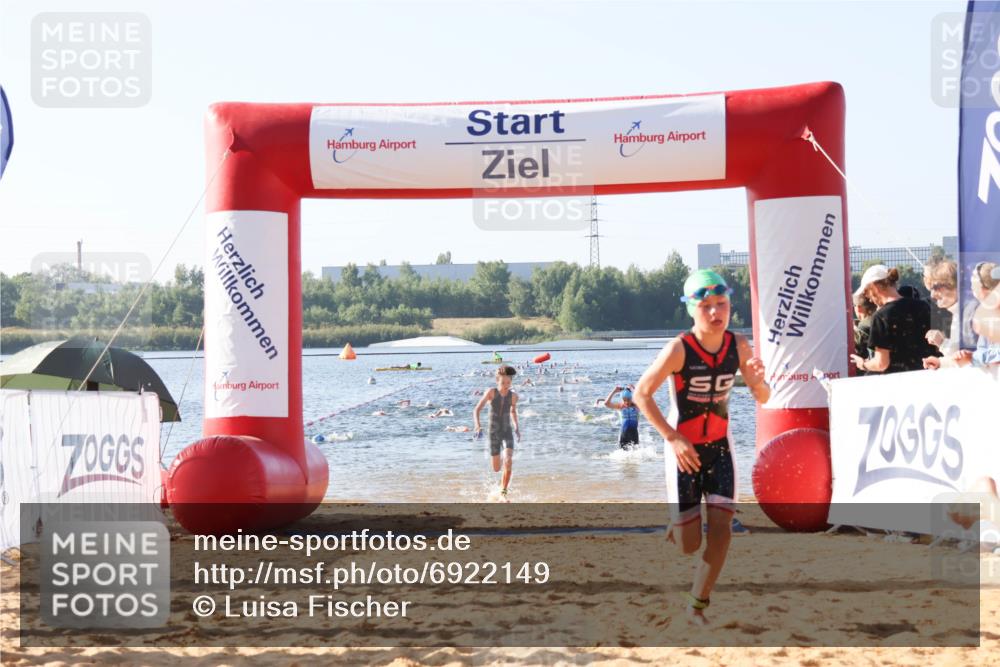 01.09.2024 - 17. Tribühne Triathlon Luisa Fischer http://msf.ph/oto/6922149 01.09.2024 09:29:33 Schwimmen 71, 89, 114, 119, 131, 132 meine-sportfotos.de