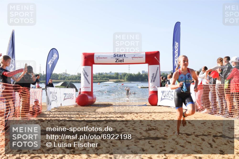 01.09.2024 - 17. Tribühne Triathlon Luisa Fischer http://msf.ph/oto/6922198 01.09.2024 09:29:41 Schwimmen 67, 71, 119, 130, 131, 132, 133 meine-sportfotos.de