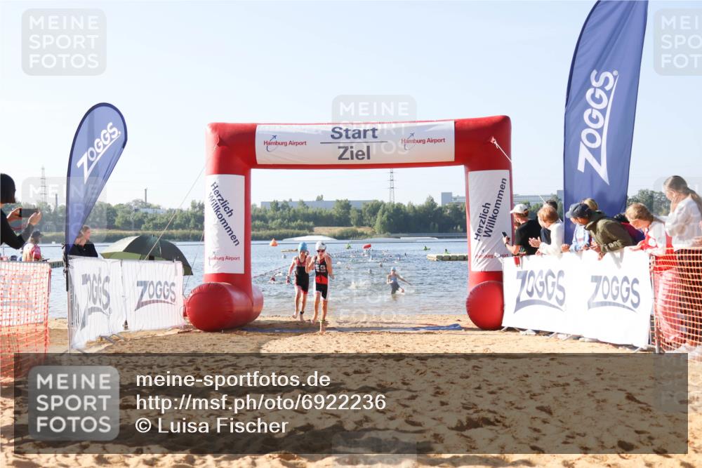 01.09.2024 - 17. Tribühne Triathlon Luisa Fischer http://msf.ph/oto/6922236 01.09.2024 09:29:47 Schwimmen 67, 90, 106, 130, 132, 133 meine-sportfotos.de