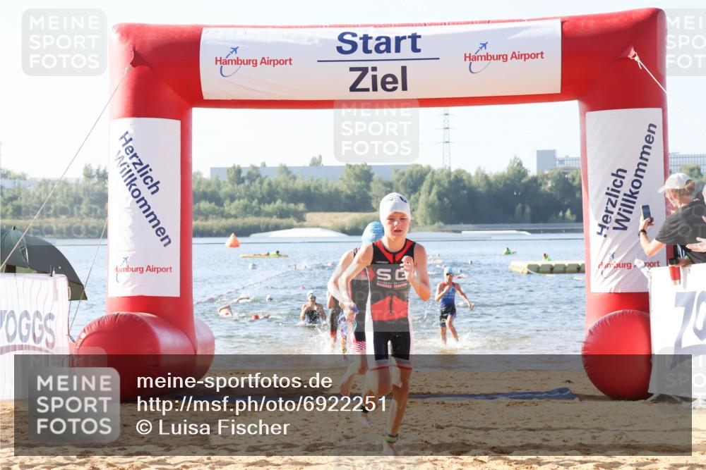 01.09.2024 - 17. Tribühne Triathlon Luisa Fischer http://msf.ph/oto/6922251 01.09.2024 09:29:49 Schwimmen 66, 67, 90, 106, 130, 133 meine-sportfotos.de