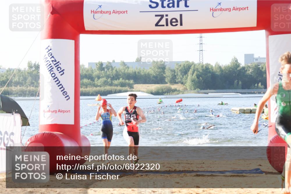 01.09.2024 - 17. Tribühne Triathlon Luisa Fischer http://msf.ph/oto/6922320 01.09.2024 09:30:02 Schwimmen 62, 66, 79, 84, 106, 110, 125 meine-sportfotos.de