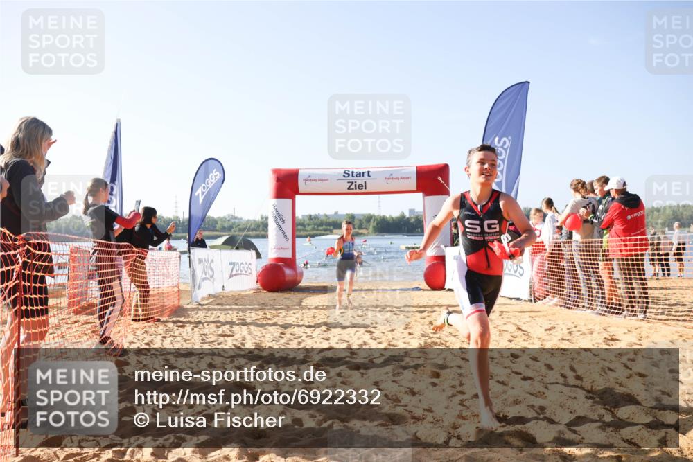 01.09.2024 - 17. Tribühne Triathlon Luisa Fischer http://msf.ph/oto/6922332 01.09.2024 09:30:05 Schwimmen 62, 66, 79, 84, 110, 125 meine-sportfotos.de