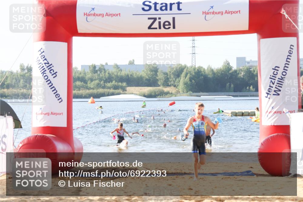 01.09.2024 - 17. Tribühne Triathlon Luisa Fischer http://msf.ph/oto/6922393 01.09.2024 09:30:25 Schwimmen 63, 65, 68, 96, 103, 112, 127 meine-sportfotos.de