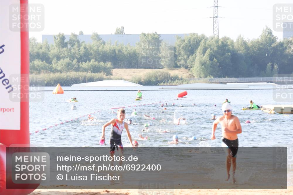 01.09.2024 - 17. Tribühne Triathlon Luisa Fischer http://msf.ph/oto/6922400 01.09.2024 09:30:27 Schwimmen 63, 96, 112, 127 meine-sportfotos.de