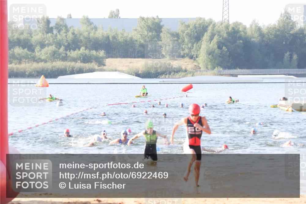 01.09.2024 - 17. Tribühne Triathlon Luisa Fischer http://msf.ph/oto/6922469 01.09.2024 09:30:52 Schwimmen 83, 88, 92, 99, 100 meine-sportfotos.de
