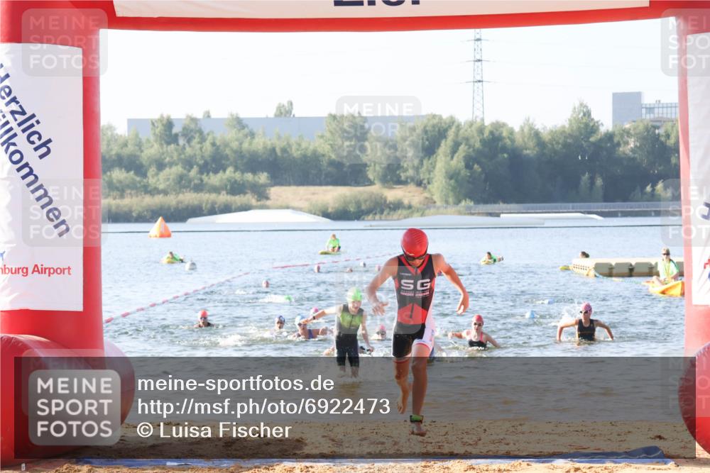 01.09.2024 - 17. Tribühne Triathlon Luisa Fischer http://msf.ph/oto/6922473 01.09.2024 09:30:54 Schwimmen 70, 83, 88, 92, 99, 100, 136 meine-sportfotos.de
