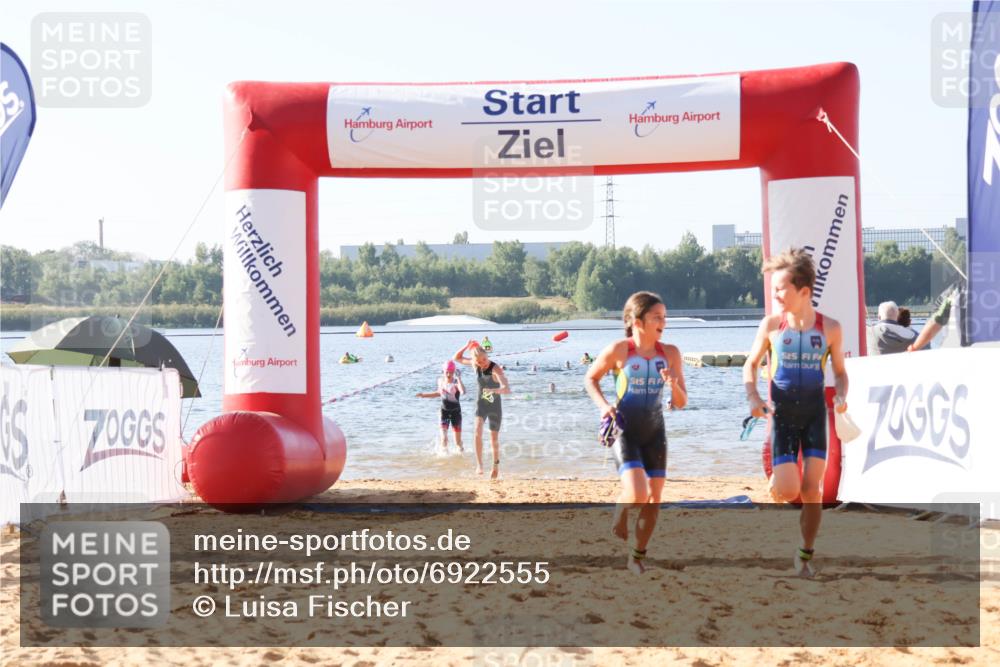 01.09.2024 - 17. Tribühne Triathlon Luisa Fischer http://msf.ph/oto/6922555 01.09.2024 09:31:14 Schwimmen 58, 75, 77, 78, 81, 86, 87, 97, 104, 128, 129 meine-sportfotos.de