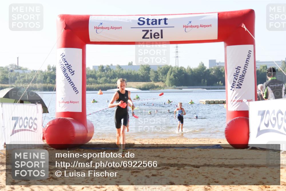 01.09.2024 - 17. Tribühne Triathlon Luisa Fischer http://msf.ph/oto/6922566 01.09.2024 09:31:17 Schwimmen 58, 75, 77, 78, 87, 97, 104, 128, 129 meine-sportfotos.de