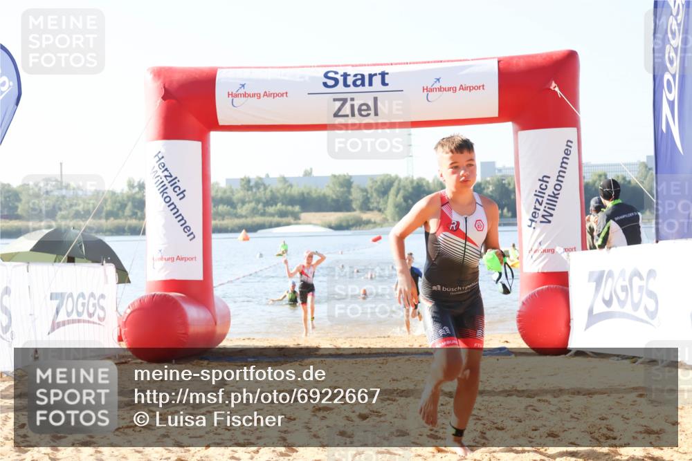01.09.2024 - 17. Tribühne Triathlon Luisa Fischer http://msf.ph/oto/6922667 01.09.2024 09:31:47 Schwimmen 91, 116, 121 meine-sportfotos.de