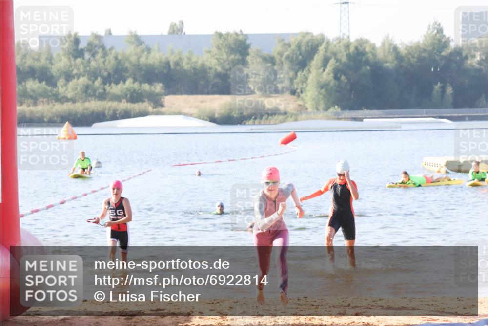 01.09.2024 - 17. Tribühne Triathlon Luisa Fischer http://msf.ph/oto/6922814 01.09.2024 09:32:25 Schwimmen 59, 74, 126 meine-sportfotos.de
