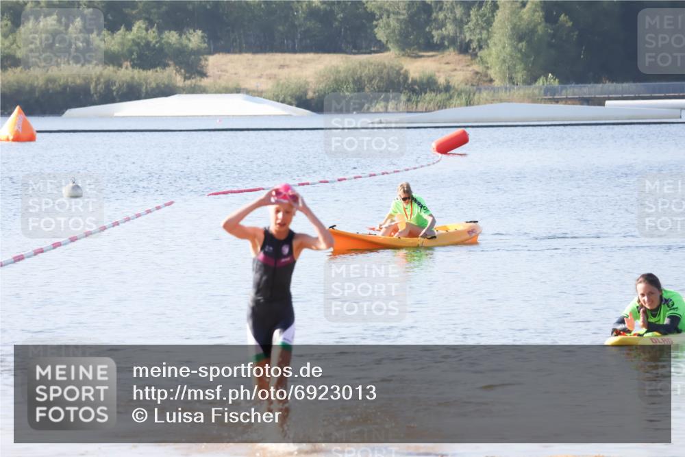 01.09.2024 - 17. Tribühne Triathlon Luisa Fischer http://msf.ph/oto/6923013 01.09.2024 09:33:58 Schwimmen 101 meine-sportfotos.de