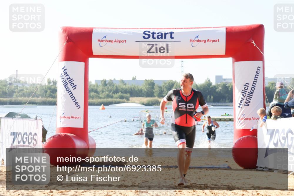 01.09.2024 - 17. Tribühne Triathlon Luisa Fischer http://msf.ph/oto/6923385 01.09.2024 10:05:00 Schwimmen 143, 147, 150, 1062 meine-sportfotos.de