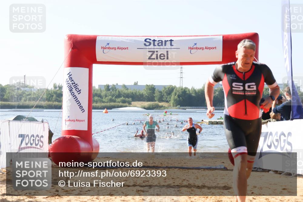 01.09.2024 - 17. Tribühne Triathlon Luisa Fischer http://msf.ph/oto/6923393 01.09.2024 10:05:01 Schwimmen 143, 147, 150 meine-sportfotos.de