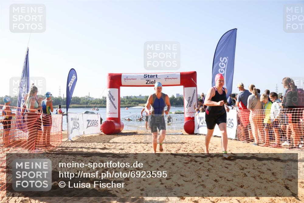 01.09.2024 - 17. Tribühne Triathlon Luisa Fischer http://msf.ph/oto/6923595 01.09.2024 10:05:51 Schwimmen 137, 160, 167, 730, 1068 meine-sportfotos.de